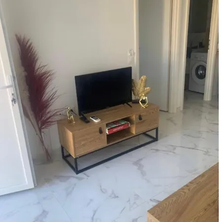 Daire A Louer T2 Palasca (Corsica)